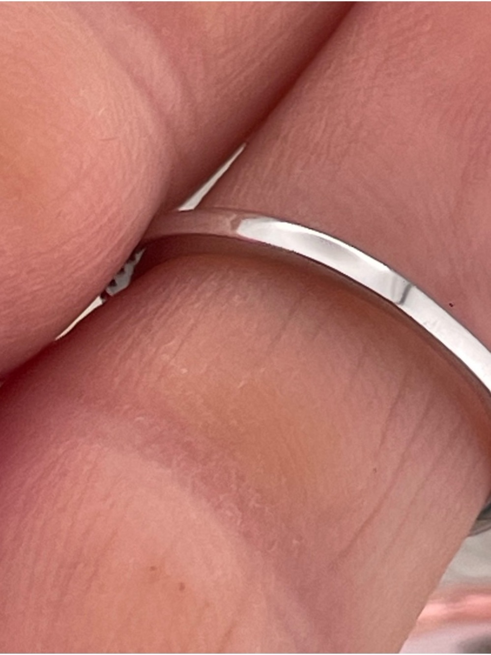 9KT Gold Diamond Band Ring. White Gold .35ct - Picture 11 of 15